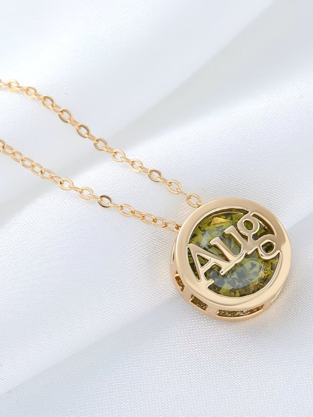 August Green Peridot Birthstone Pendant Necklace Aug Birthday Jewelry Gift